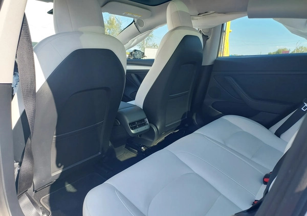 Tesla Model 3 cena 57900 przebieg: 20000, rok produkcji 2021 z Tykocin małe 497